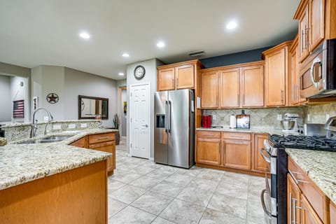 Backyard Paradise & Community Perks: Buckeye Oasis House in Buckeye