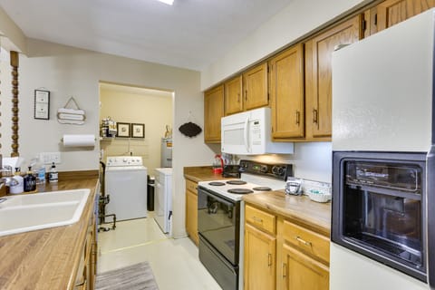 Great for Travel Nurses! Home 4 Mi to Dtwn Troy House in Ohio