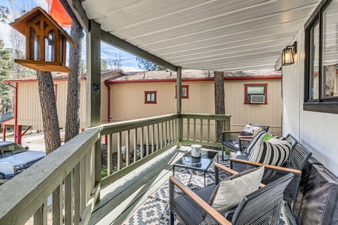 Hot Tub, 5 Mi to Winter Park! Woodsy Ruidoso Abode House in Ruidoso