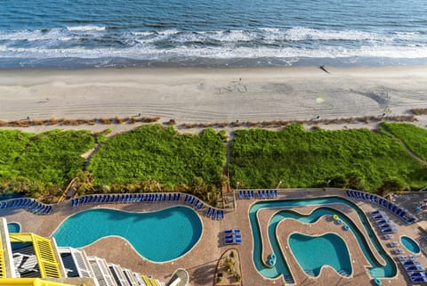 Heated Pools & Sunrise View: Baywatch Resort Condo Apartment in Atlantic Beach