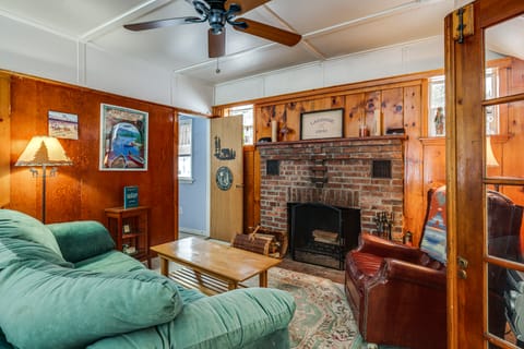 Walk to Lake George Beach: Quiet Family Retreat House in Queensbury