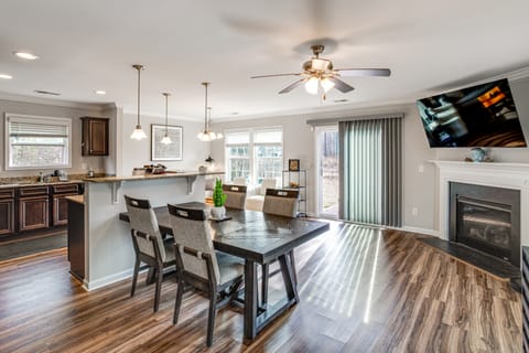 5 Mi to Sesquicentennial State Park: Quiet Home House in Columbia