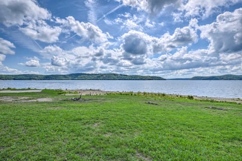 Ozarks Family Retreat w/ Beaver Lake Access! House in Beaver Lake