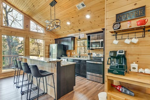 Boat & Relax! Wooded Northport Home on 60 Acres House in Northport