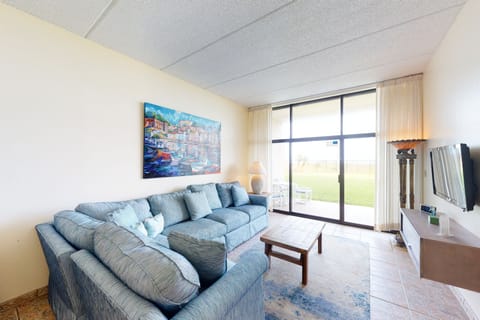 2BR w/ Patio, Luxury Perks: Suntide III - Unit 102 Apartment in South Padre Island