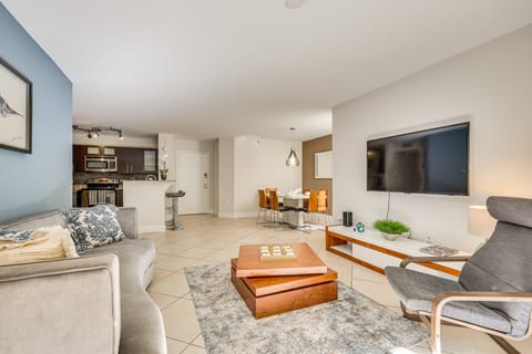 Resort Condo By Aventura Mall! Gated Community Apartment in Sunny Isles Beach