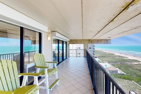 Luxury Perks, Corner 3BR: Suntide III - Unit 1001 Apartment in South Padre Island