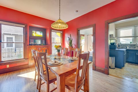 Walk to Colorado College & Dwtn! Home w/ Patio House in Colorado Springs