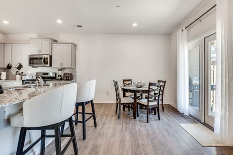 Near ATL! Spacious Townhome w/ Patio & WFH Setup Apartment in Douglasville