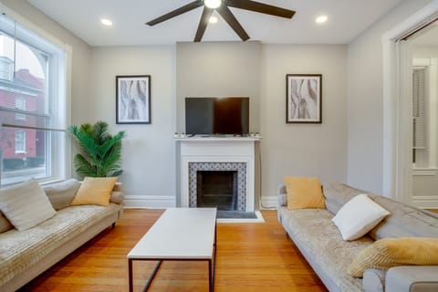 Historic Benton Park STL Home: Game Room & Yard! House in Saint Louis