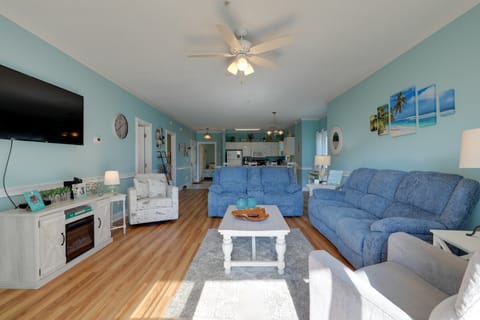 < 5 Mi to Private Beach Access! Myrtle Beach Condo Apartment in Carolina Forest
