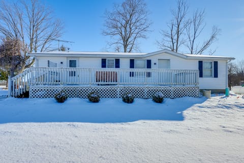 Great for Families! Woodsy Hideaway in Decatur House in Indiana