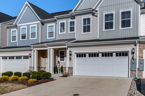 5 Mi to Bethany Beach! Townhome w/ Screened Porch Apartment in Sussex County