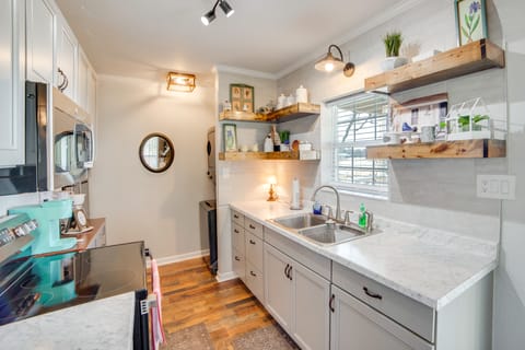 Anglers' Haven! Cedar Creek Reservoir Getaway House in Tool