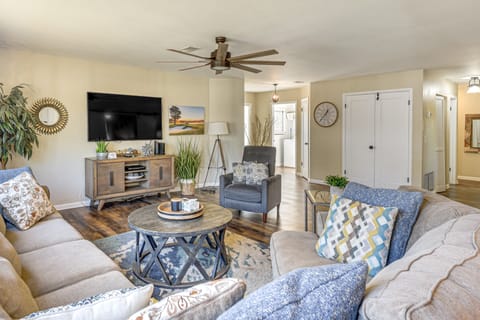 Coastal Pine Lakes Golf Club Getaway: Pets Welcome House in Palm Coast