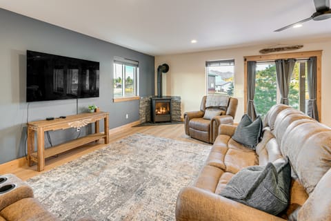 Walk to Lake! All-Season Getaway in Pagosa Springs House in Colorado