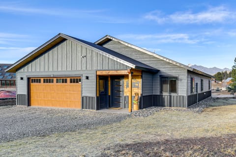 Walk to Lake! All-Season Getaway in Pagosa Springs House in Colorado