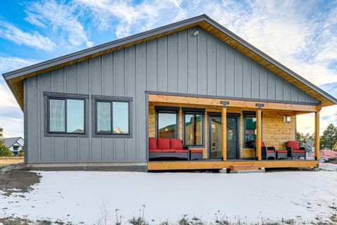 Walk to Lake! All-Season Getaway in Pagosa Springs House in Colorado