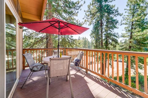 Walk to Lake Tahoe: Family Retreat w/ Deck! House in Incline Village