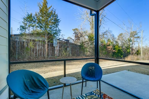 Lake Greenwood Access: Modern Escape w/ Patio! House in Lake Greenwood