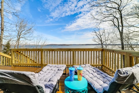 Fun-Filled Stay on Kentucky Lake w/ Private Dock! House in Lake Barkley