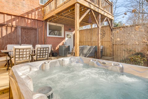 Private Hot Tub, Steps to Main St: Saluda Retreat House in Saluda