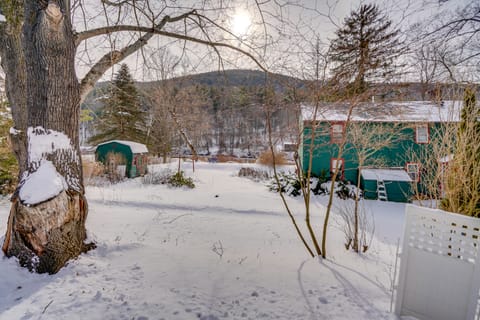 Historic Family Retreat on the AT & Housatonic! House in Lee