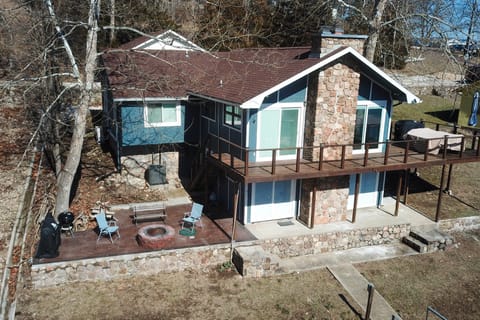 Private Dock & Bar: Pet-Friendly Lake Ozark Home House in Lake of the Ozarks