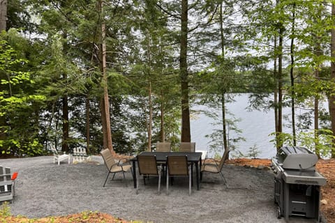 Private Dock & Beach! Lakefront Adirondacks Escape Cottage in Capital District, NY, USA