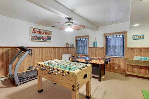 Hike, Fish & Boat Nearby! Bloomington Family Cabin House in Indiana