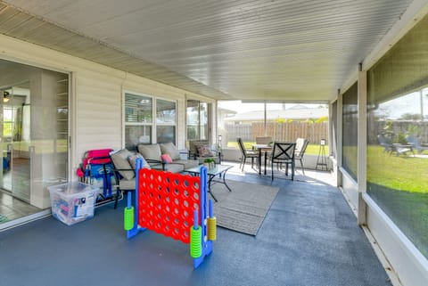 Snead Island Getaway! Steps to Bay & Emerson Point House in Palmetto