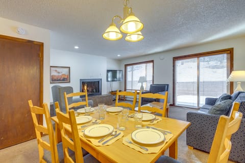 Heated Pool Access at Winter Park Base Camp! Apartment in Fraser