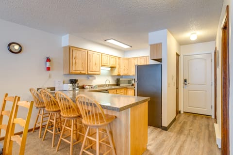 Walk to Main St! Ultimate Winter Park Getaway Apartment in Fraser