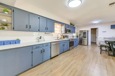 Walk to Town Square! Georgia Small-Town Getaway House in Georgia