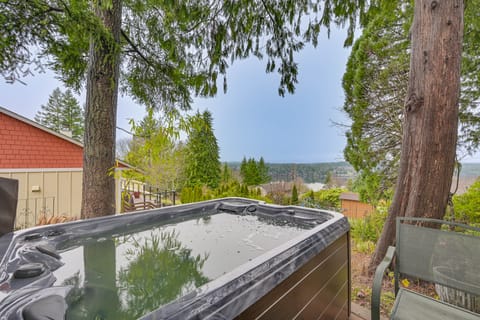 Private Hot Tub! A-Frame Hideaway By Oakland Bay House in Puget Sound