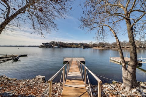 Lakefront Family Home w/ Dock & Views in Vinita! House in Lake O The Cherokees