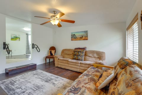 1 Mi to Fanning Springs! Home on Private Acreage House in Florida