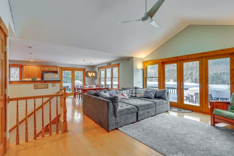 All-Season Lake House Between Okemo & Killington! House in Plymouth