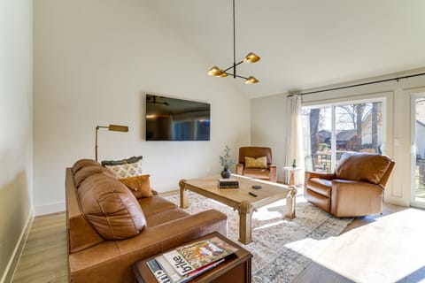 Bike, Golf & Explore: Quiet Bella Vista Retreat Apartment in Bella Vista