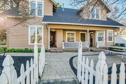 Walk to Boat Launch! 'Heritage House of Lakeport' House in Lakeport