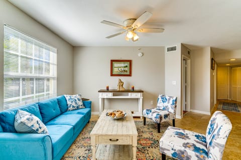 3 Mi to Dtwn Fort Myers: Condo w/ Pool Access Apartment in Fort Myers