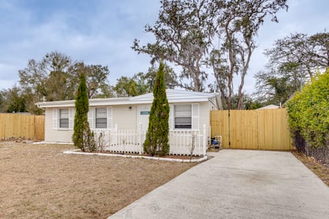 2 Mi to Busch Gardens! Family Getaway in Tampa House in Tampa