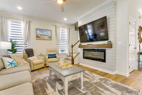 1 Mi to River! Relaxing Family Home in Bluffton House in Bluffton