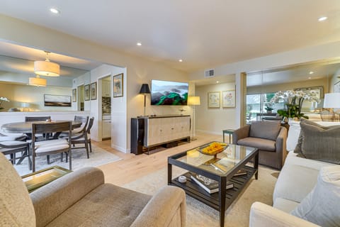 Pool Access! Base to Visit Stanford, See World Cup Apartment in Menlo Park