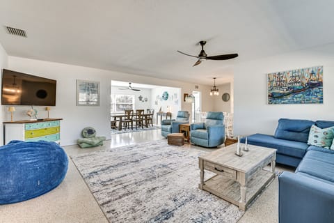 Gateway to Crystal River! Canal-Front Home w/ Dock House in Crystal River