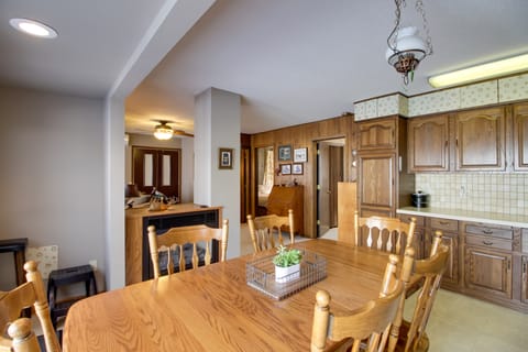 Boat & Hike Up North! Lakefront Minnesota Duplex Apartment in Minnesota