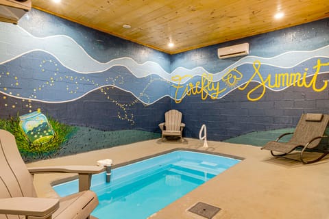 Hot Tub, Games & Pool: Sevierville Family Retreat House in Sevierville