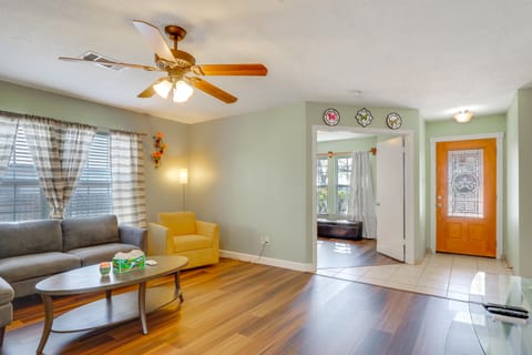 Perfect for Families! Round Rock Home w/ Yard House in Round Rock