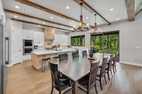 Game Room & Hot Tub! Lakefront Monkey Island Haven House in Ozark Mountains