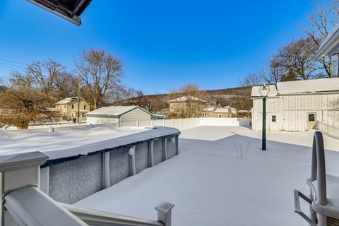 Charming Family Home w/ Seasonal Pool in Dansville House in Finger Lakes